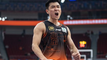 乐鱼体育登录入口-陶汉林16+12总篮板升历史第八 高诗岩被驱逐山东力克福建